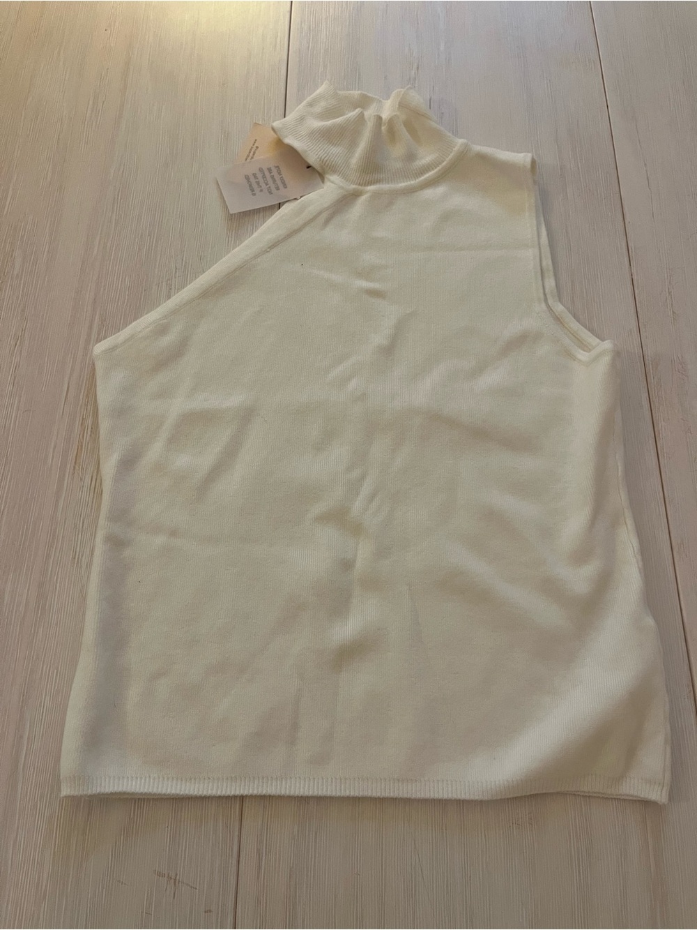 superdown Ivory Mock Neck Sleeveless Knit Tank